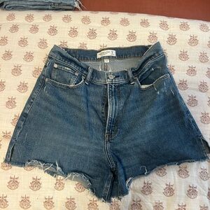 Abercrombie denim 4” mom shorts curve love